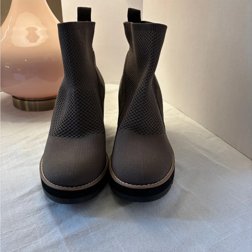 Eileen Fisher Gray Wedge Ankle Boots Women’s Size 11M Career Winter - Picture 7 of 12